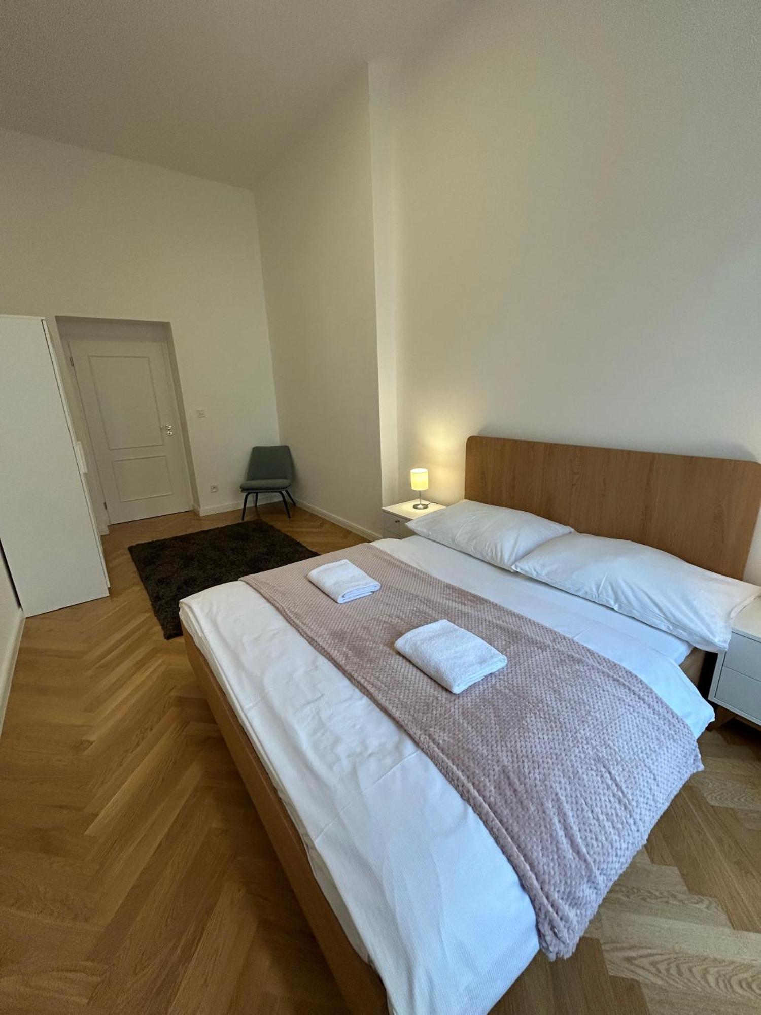 פראג Rasinovo Nabrezi - Riverside Residence מראה חיצוני תמונה