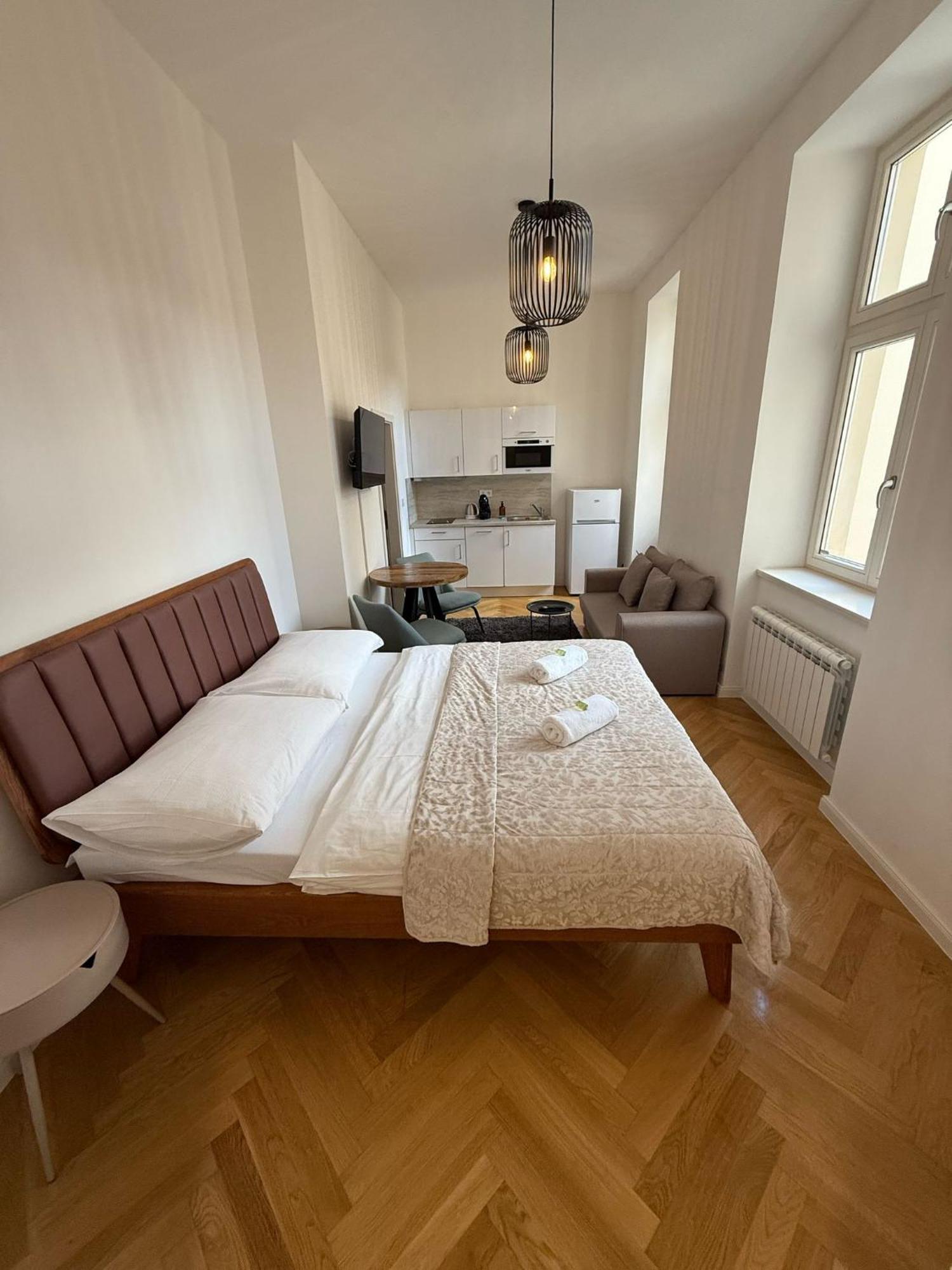 פראג Rasinovo Nabrezi - Riverside Residence מראה חיצוני תמונה