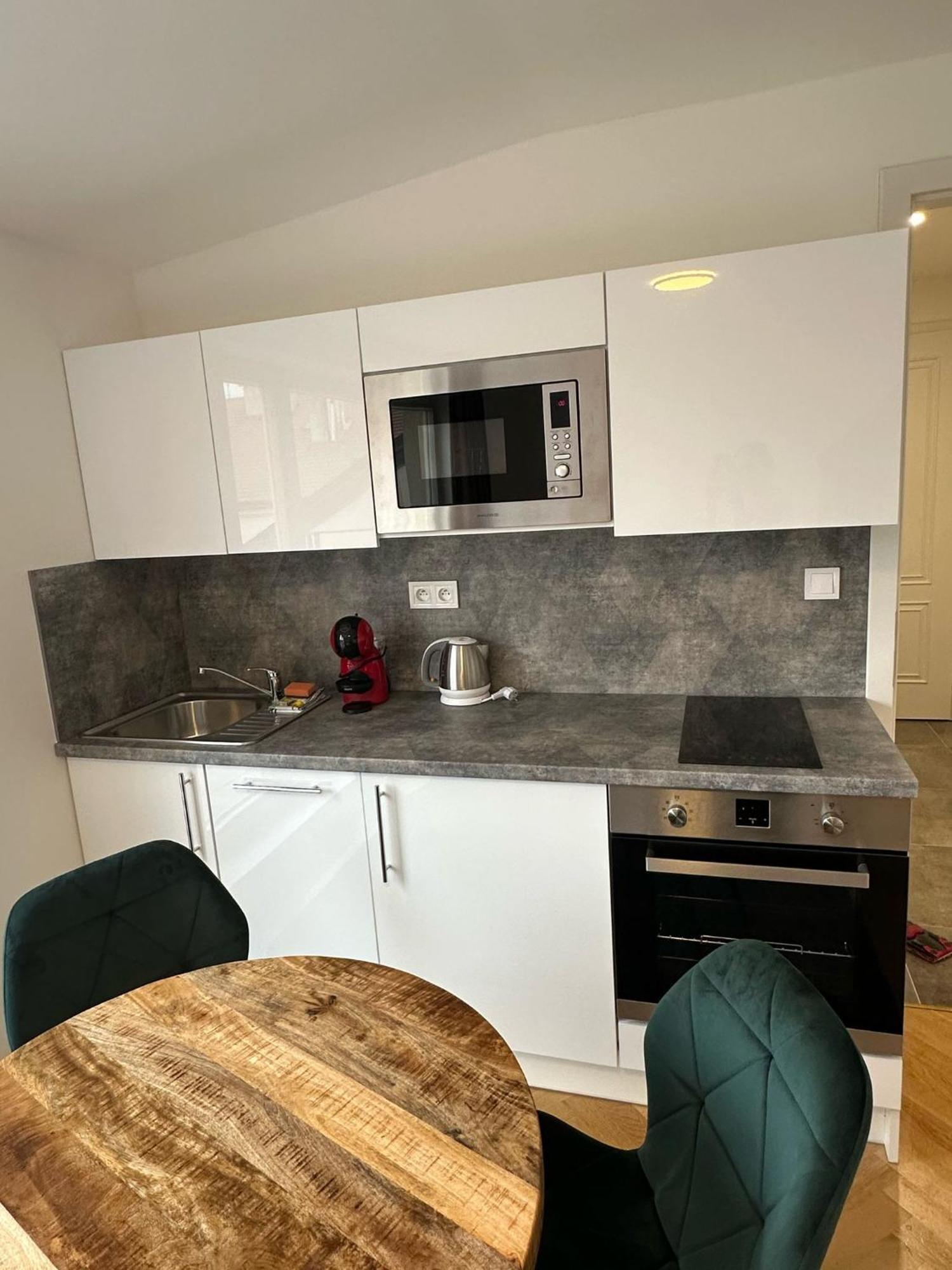 פראג Rasinovo Nabrezi - Riverside Residence מראה חיצוני תמונה